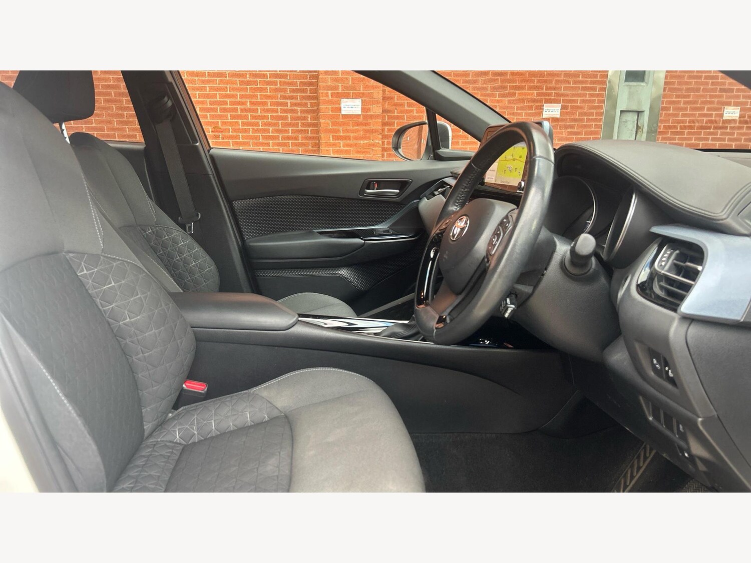 Used Toyota C-HR for sale - 77495787: Photo 13