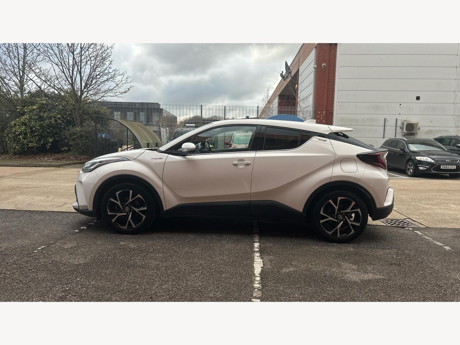 Used Toyota C-HR for sale - 77495787: Photo 19