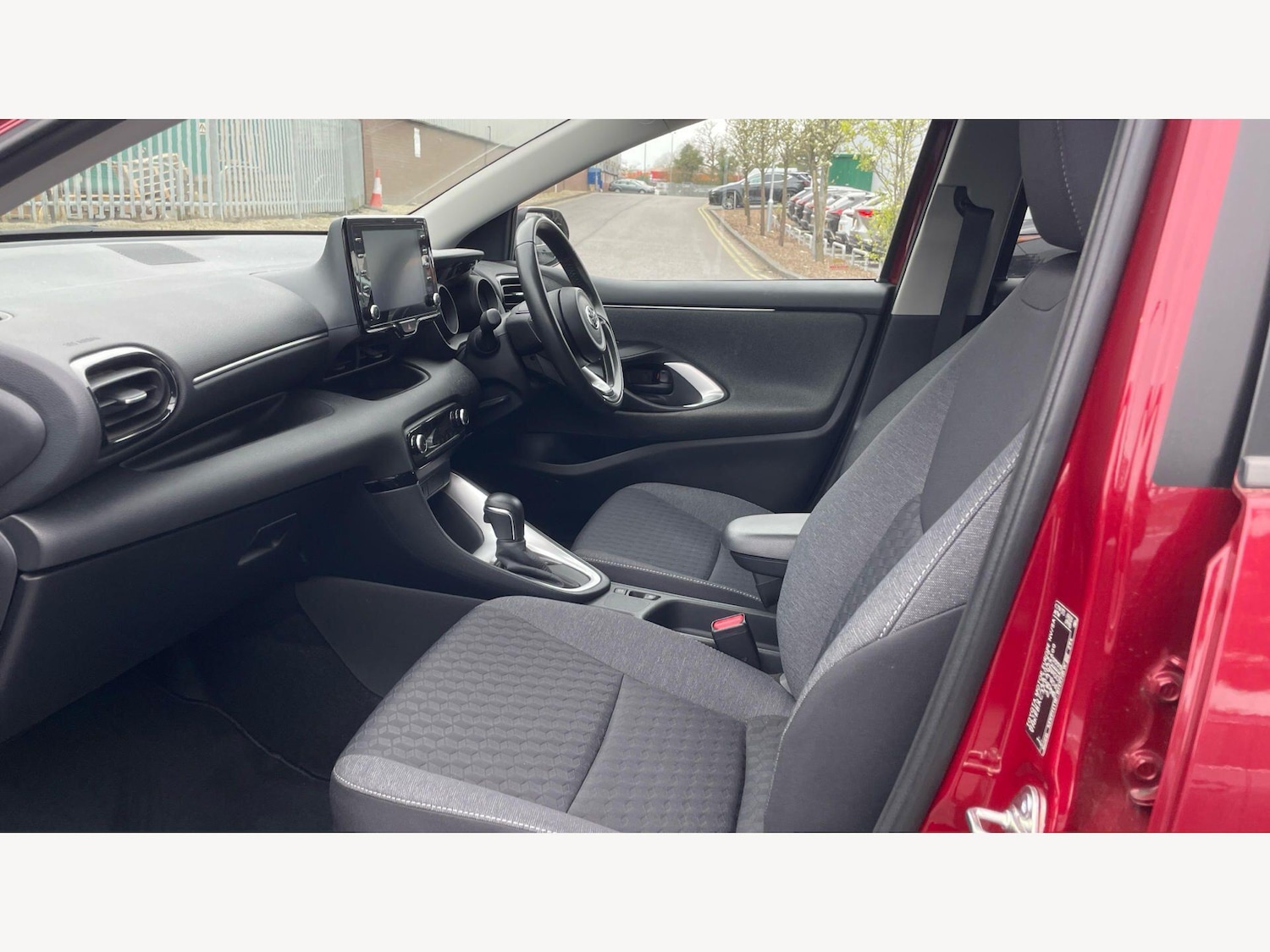 Used Toyota Yaris 2021 for sale - 78033925: Photo 12