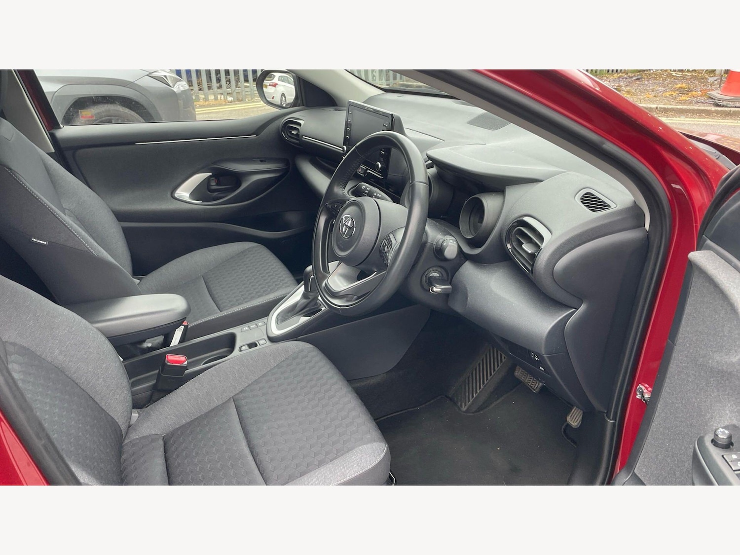 Used Toyota Yaris 2021 for sale - 78033925: Photo 13