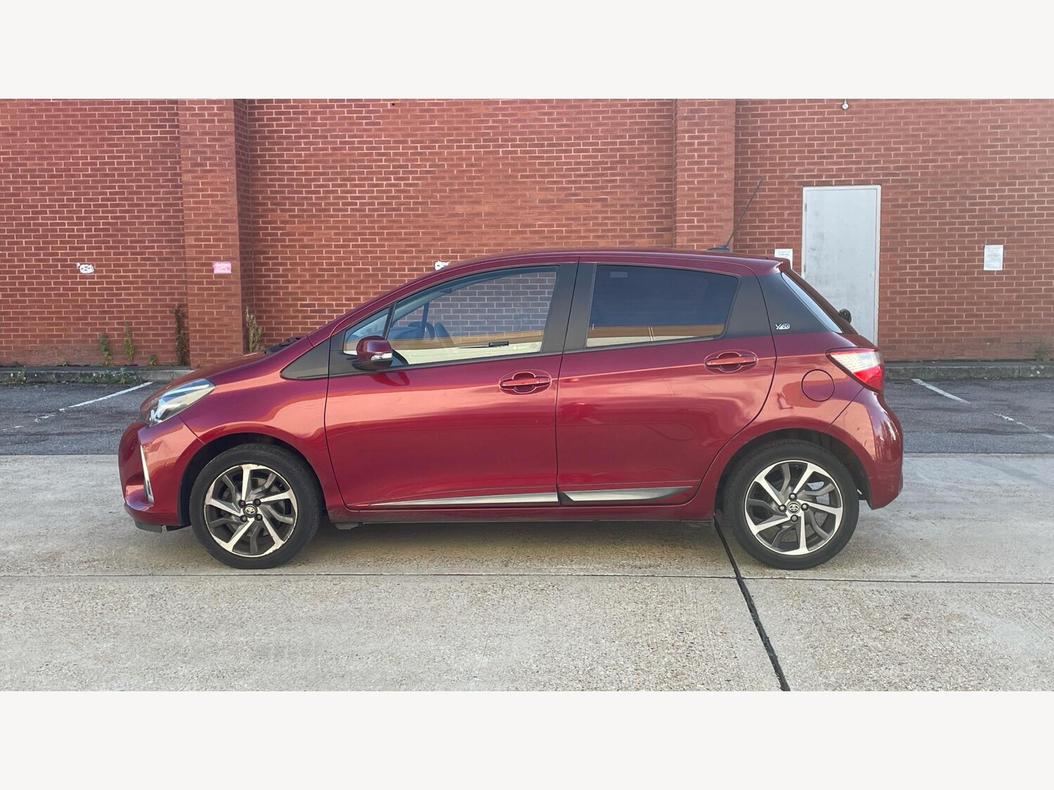 Used Toyota Yaris 2020 for sale - 76389113: Photo 19