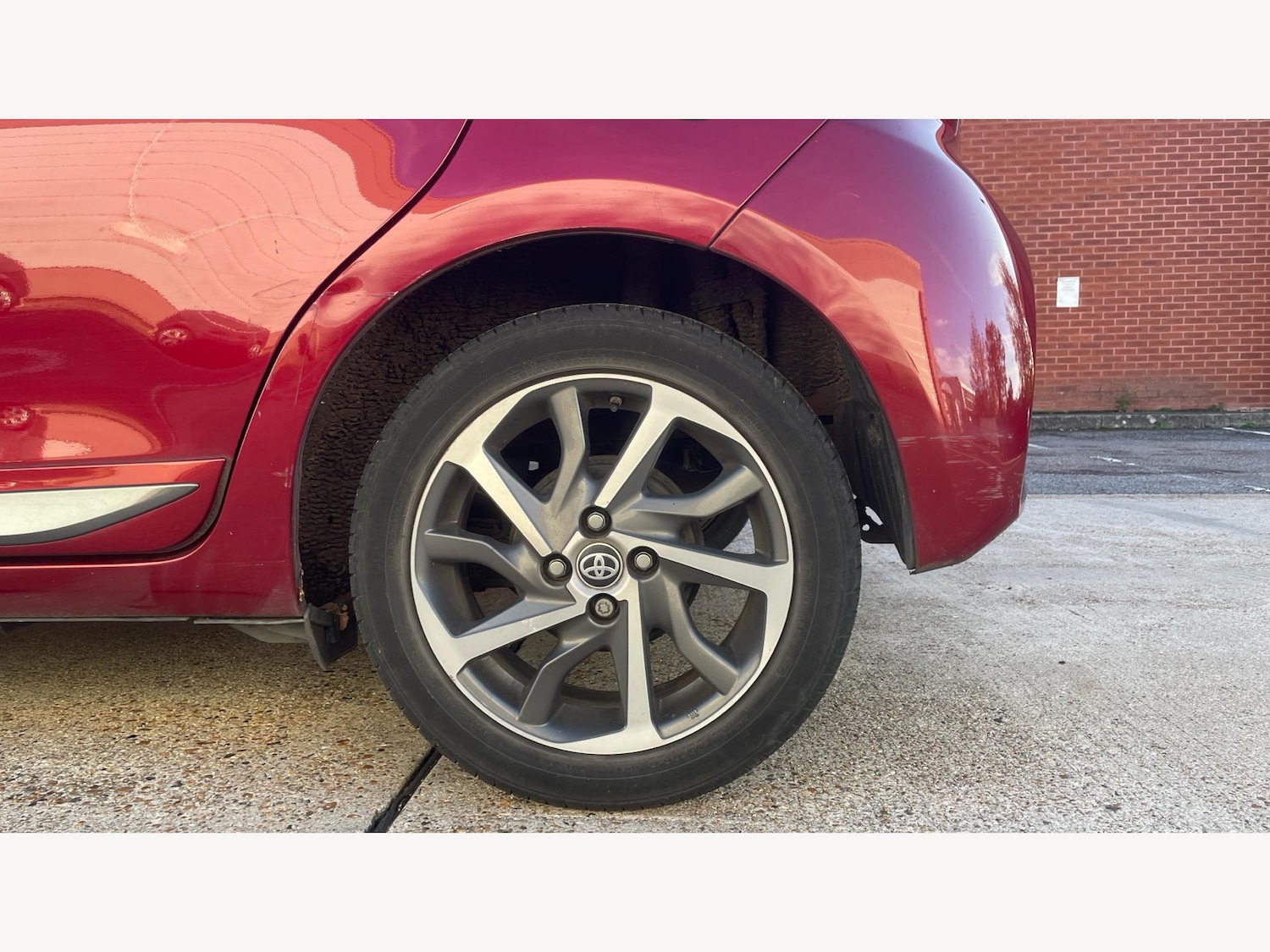 Used Toyota Yaris 2020 for sale - 76389113: Photo 20