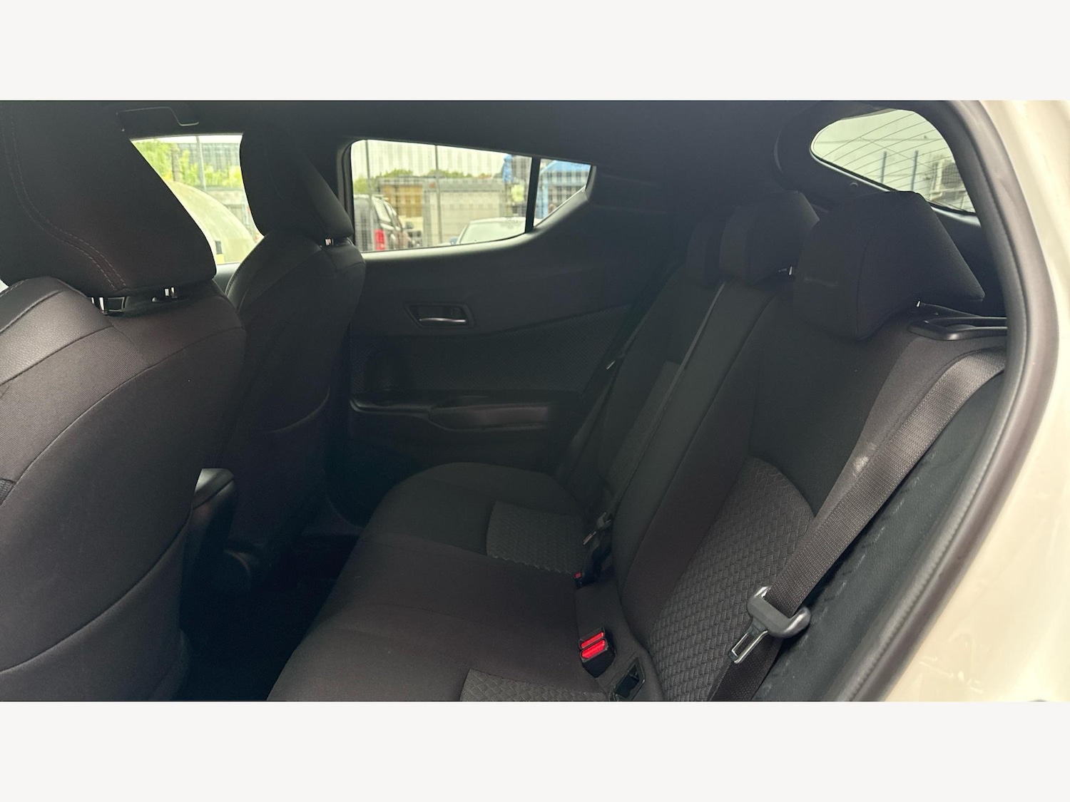 Used Toyota C-HR 2023 for sale - 76646349: Photo 15