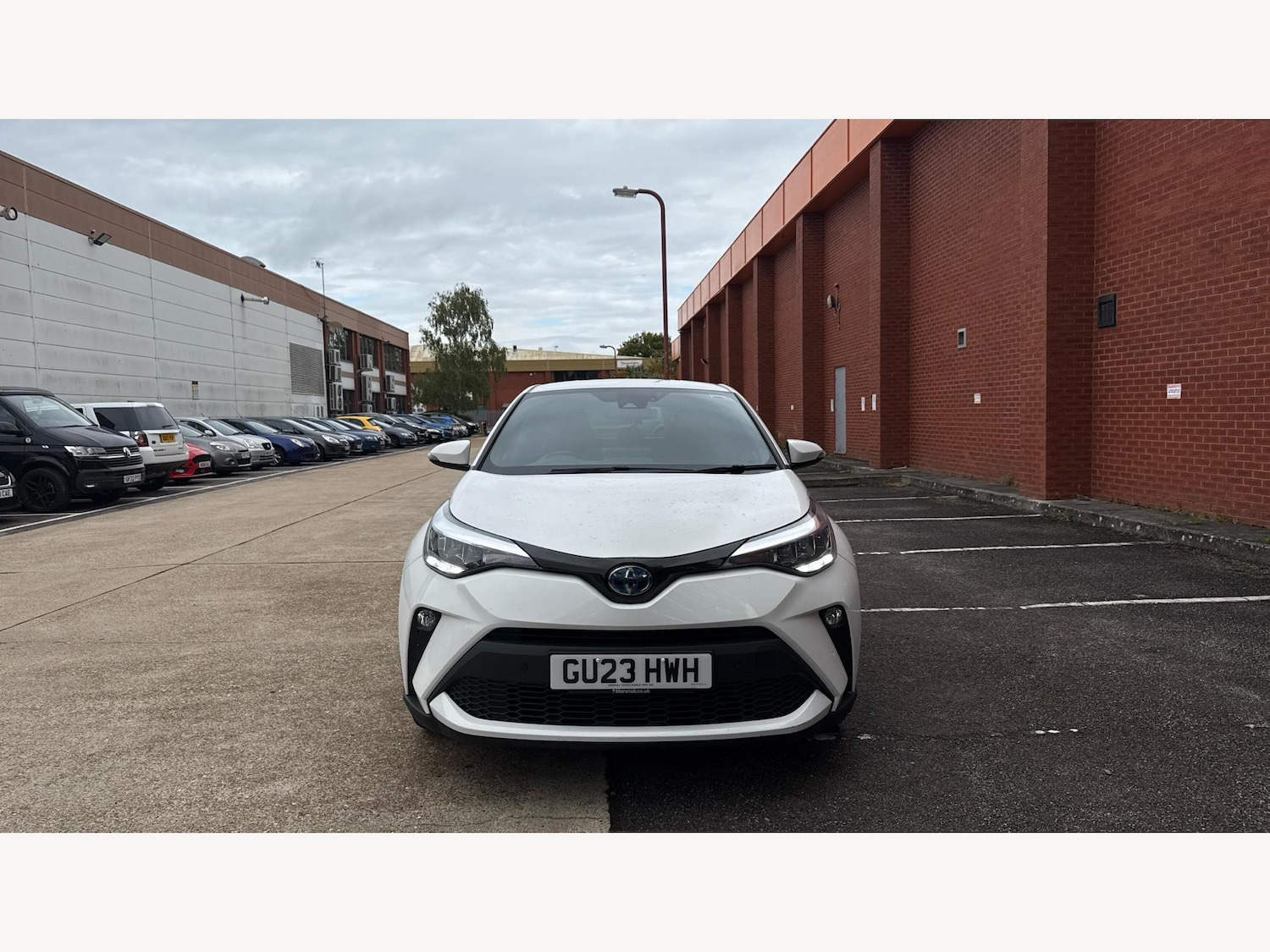 Used Toyota C-HR 2023 for sale - 76646349: Photo 17