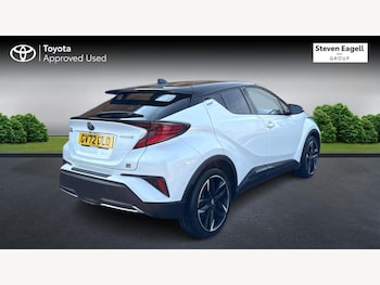 Used Toyota C-HR 2023 for sale - 78613023: Photo