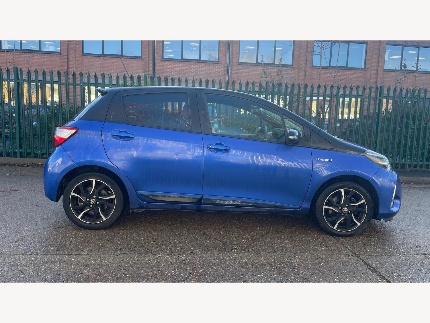 Used Toyota Yaris 2018 for sale - 77039991: Photo 18