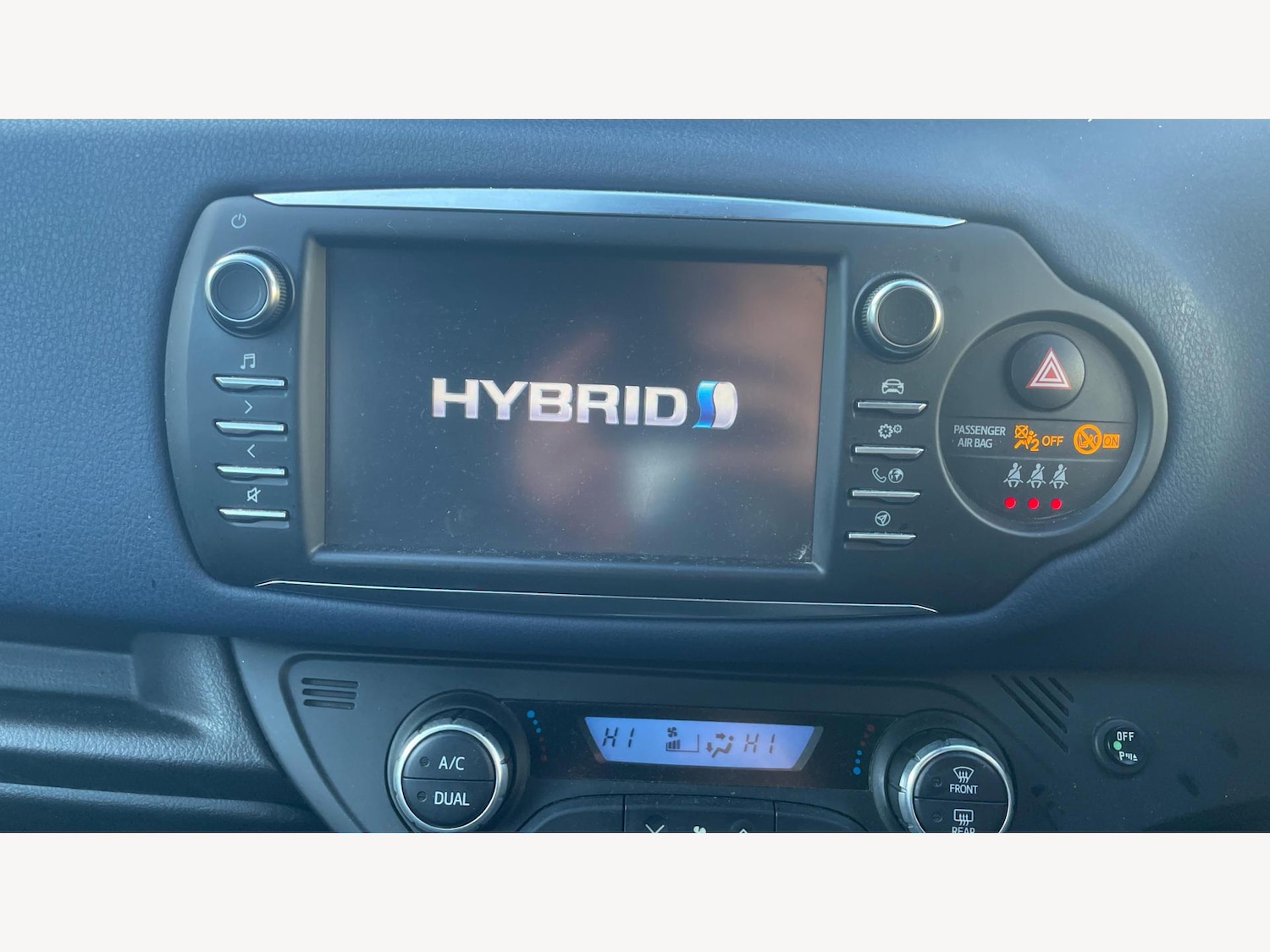 Used Toyota Yaris 2018 for sale - 77039991: Photo 9