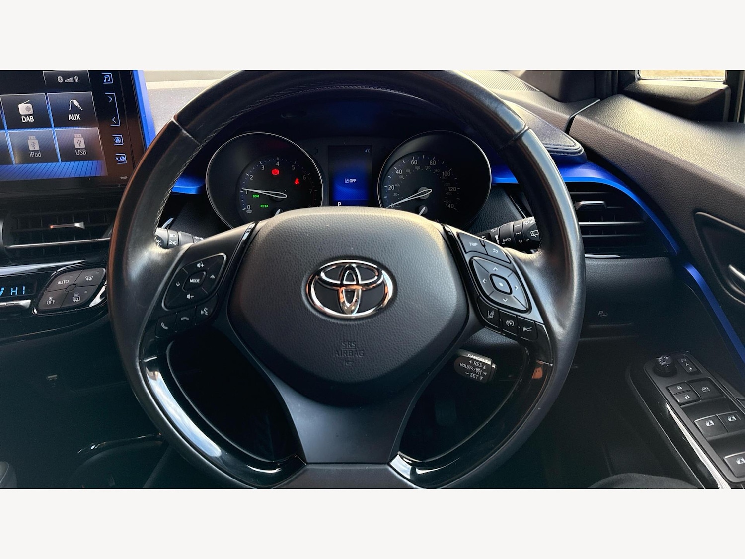 Used Toyota C-HR 2017 for sale - 76689596: Photo 10