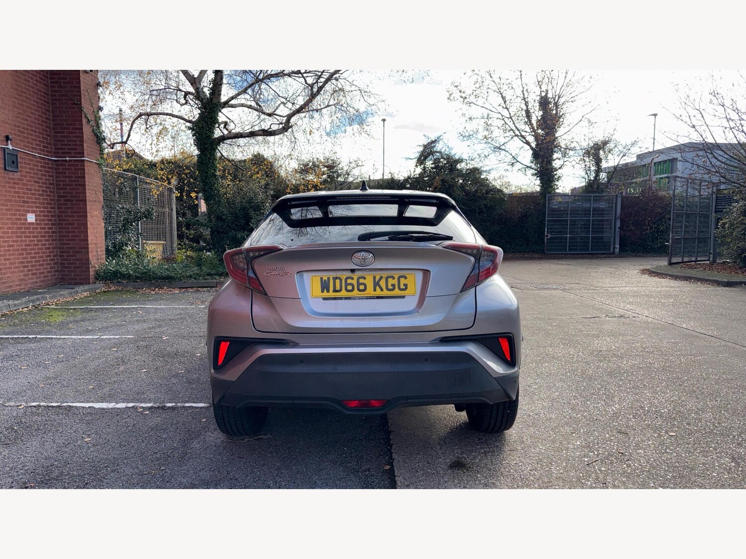 Used Toyota C-HR 2017 for sale - 76689596: Photo 21