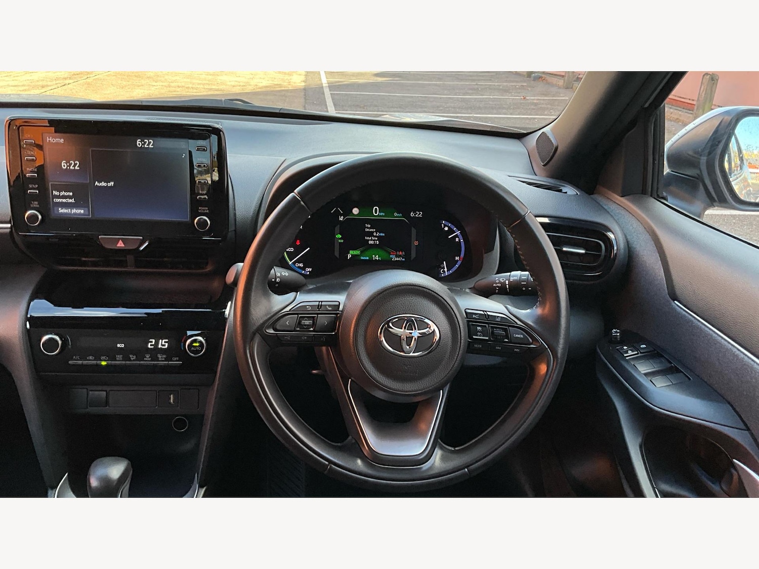Used Toyota Yaris Cross 2021 for sale - 76645461: Photo 8