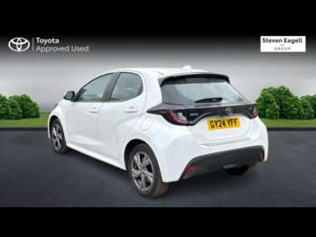 Used Toyota Yaris 2024 for sale - 74700114: Photo
