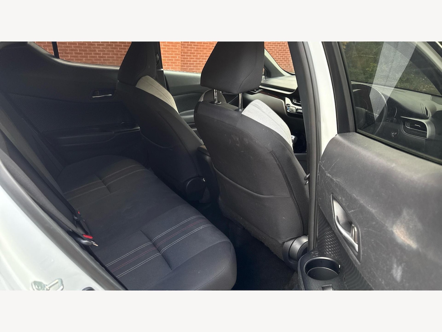 Used Toyota C-HR 2022 for sale - 76388519: Photo 14