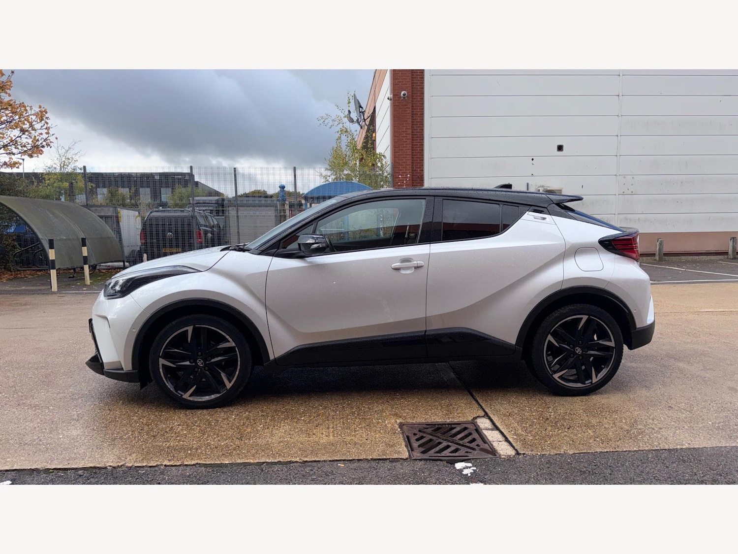 Used Toyota C-HR 2022 for sale - 76388519: Photo 19