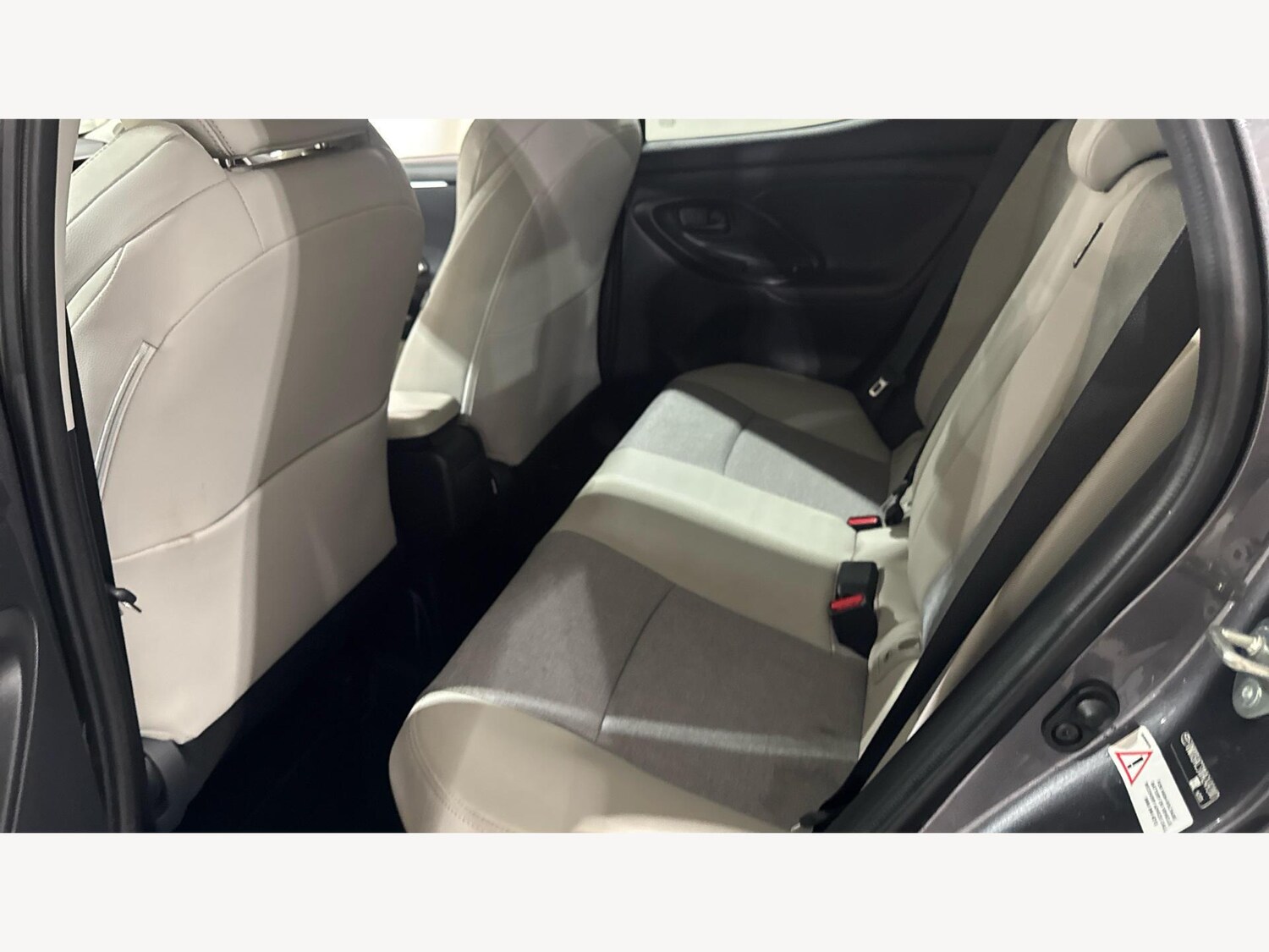 Used Toyota Yaris for sale - 77626157: Photo 15