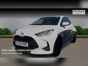 Used Toyota Yaris 2025 for sale - 79677543: Photo