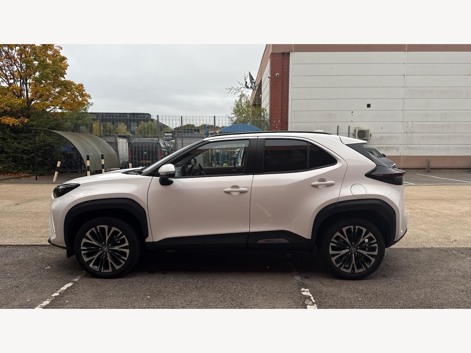 Used Toyota Yaris Cross 2023 for sale - 76360894: Photo 19