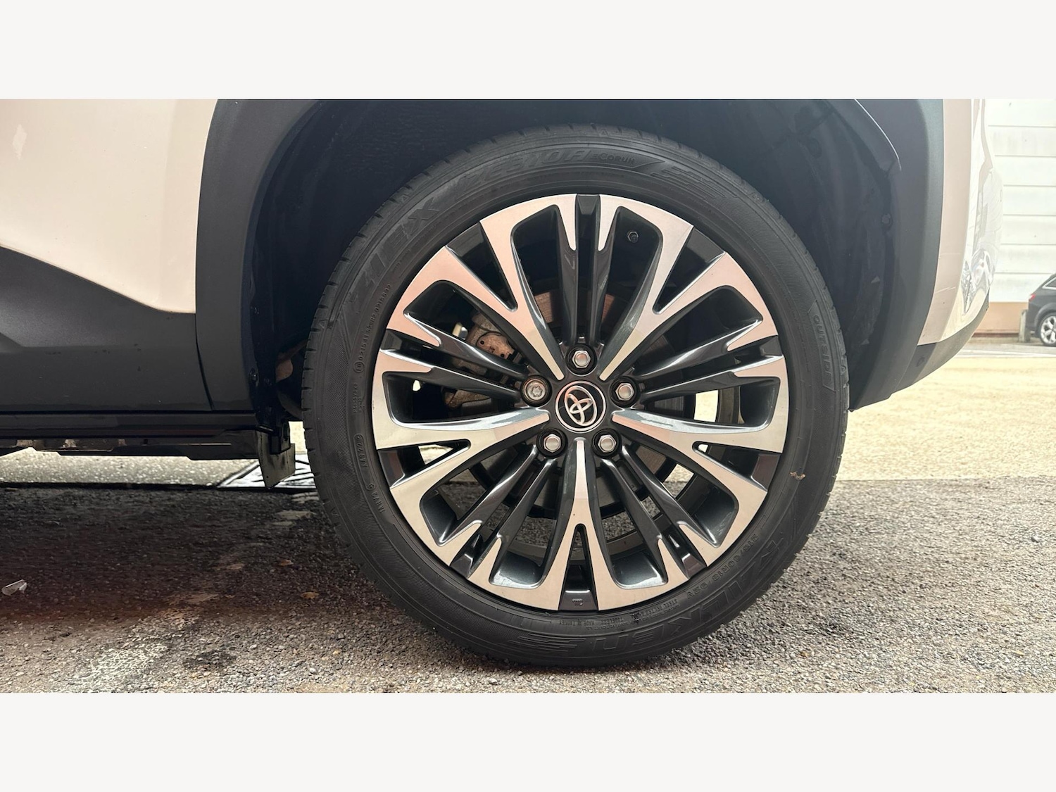 Used Toyota Yaris Cross 2023 for sale - 76360894: Photo 20