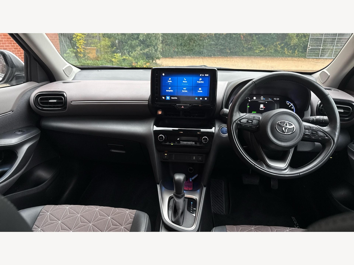 Used Toyota Yaris Cross 2023 for sale - 76360894: Photo 7