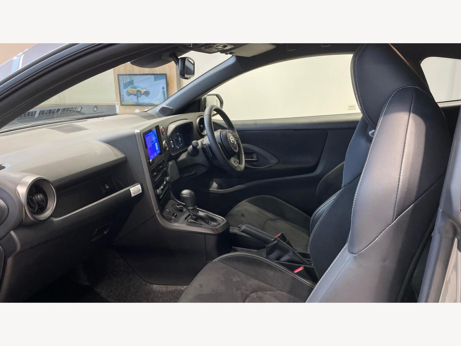 Used Toyota Yaris for sale - 77175238: Photo 16