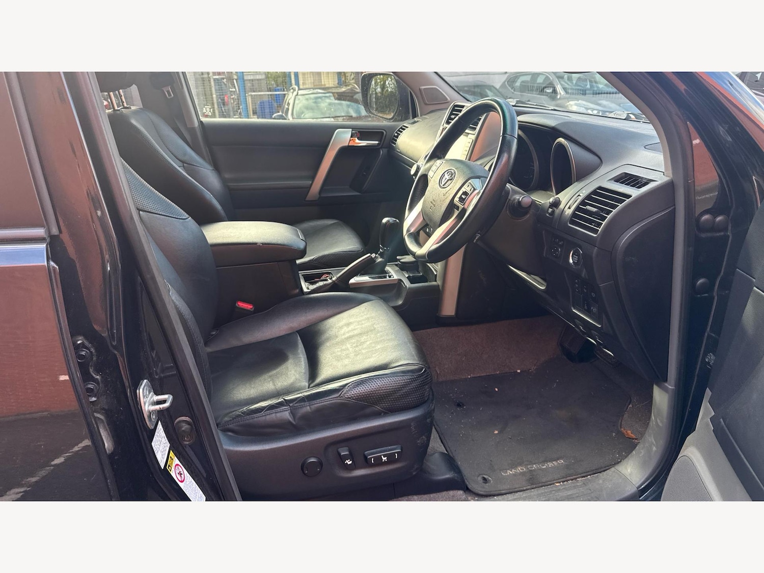 Used Toyota Land Cruiser 2012 for sale - 76360712: Photo 13