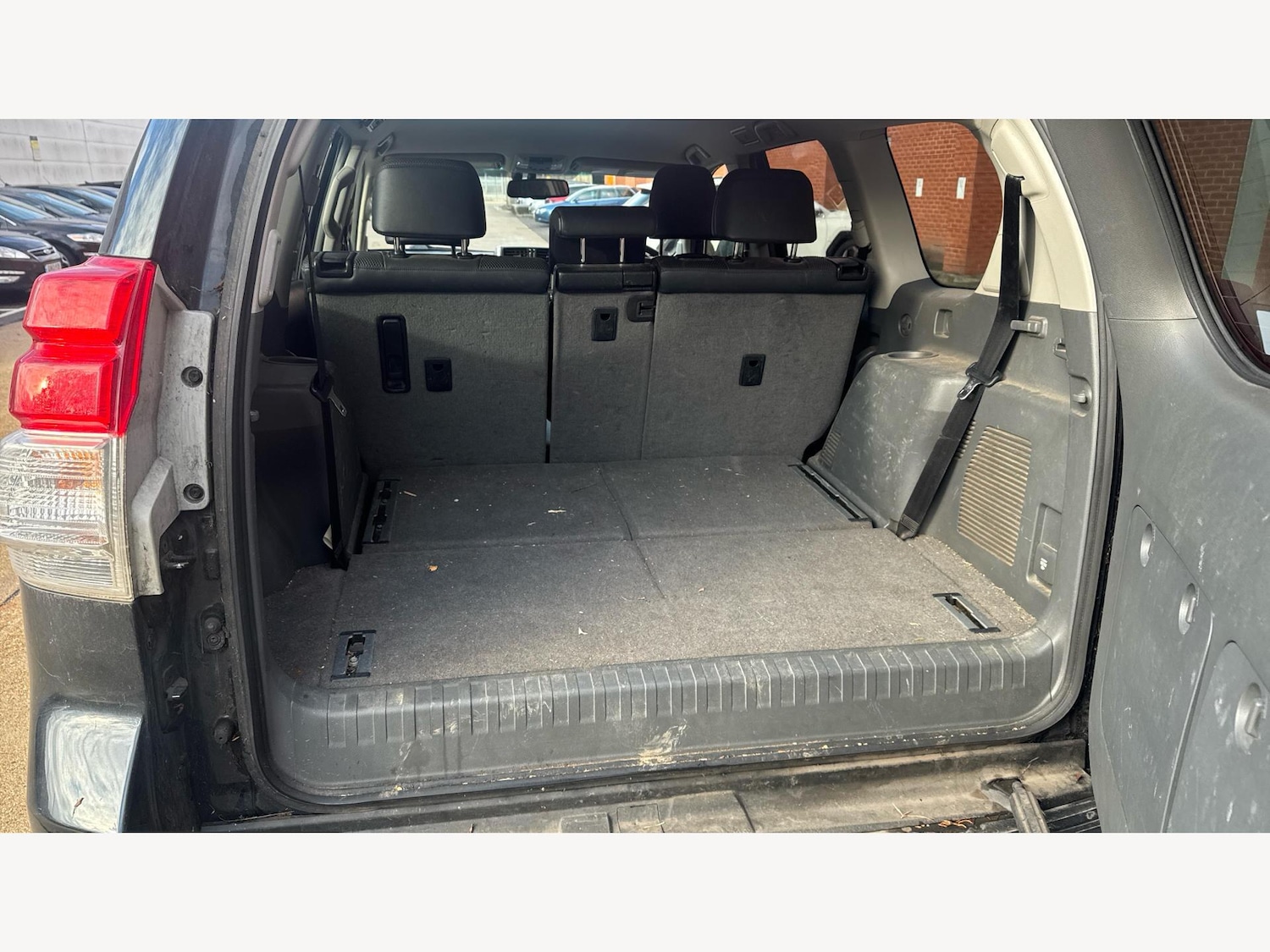 Used Toyota Land Cruiser 2012 for sale - 76360712: Photo 16