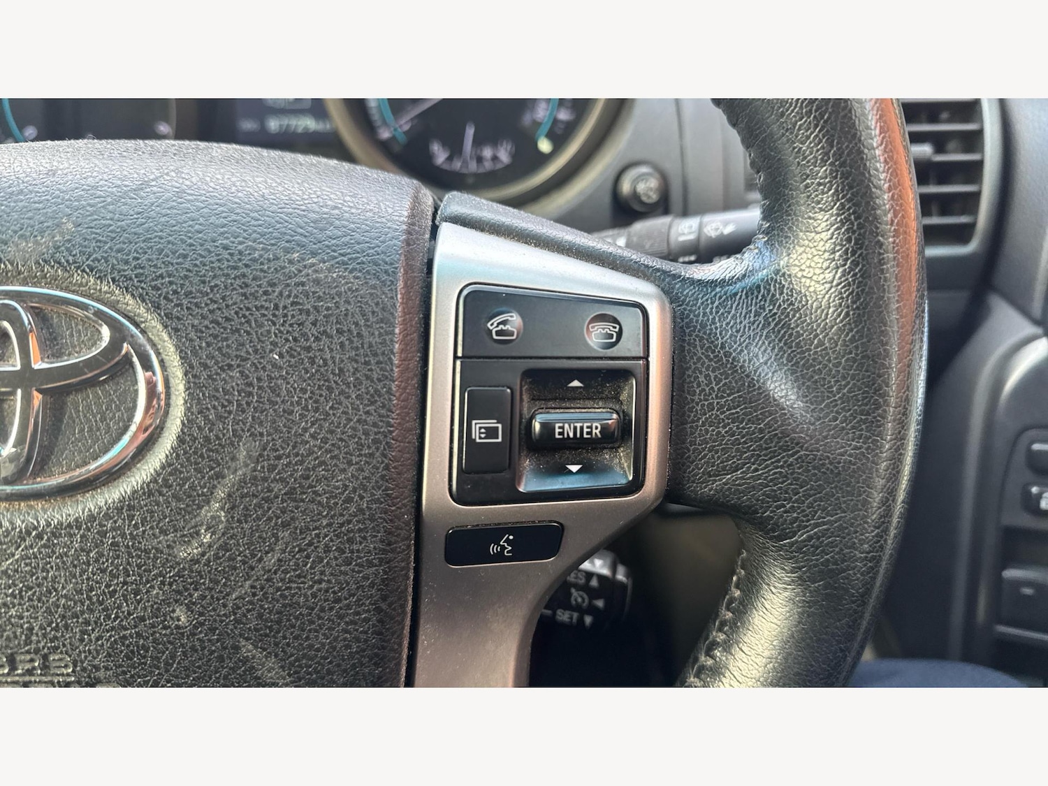 Used Toyota Land Cruiser 2012 for sale - 76360712: Photo 28