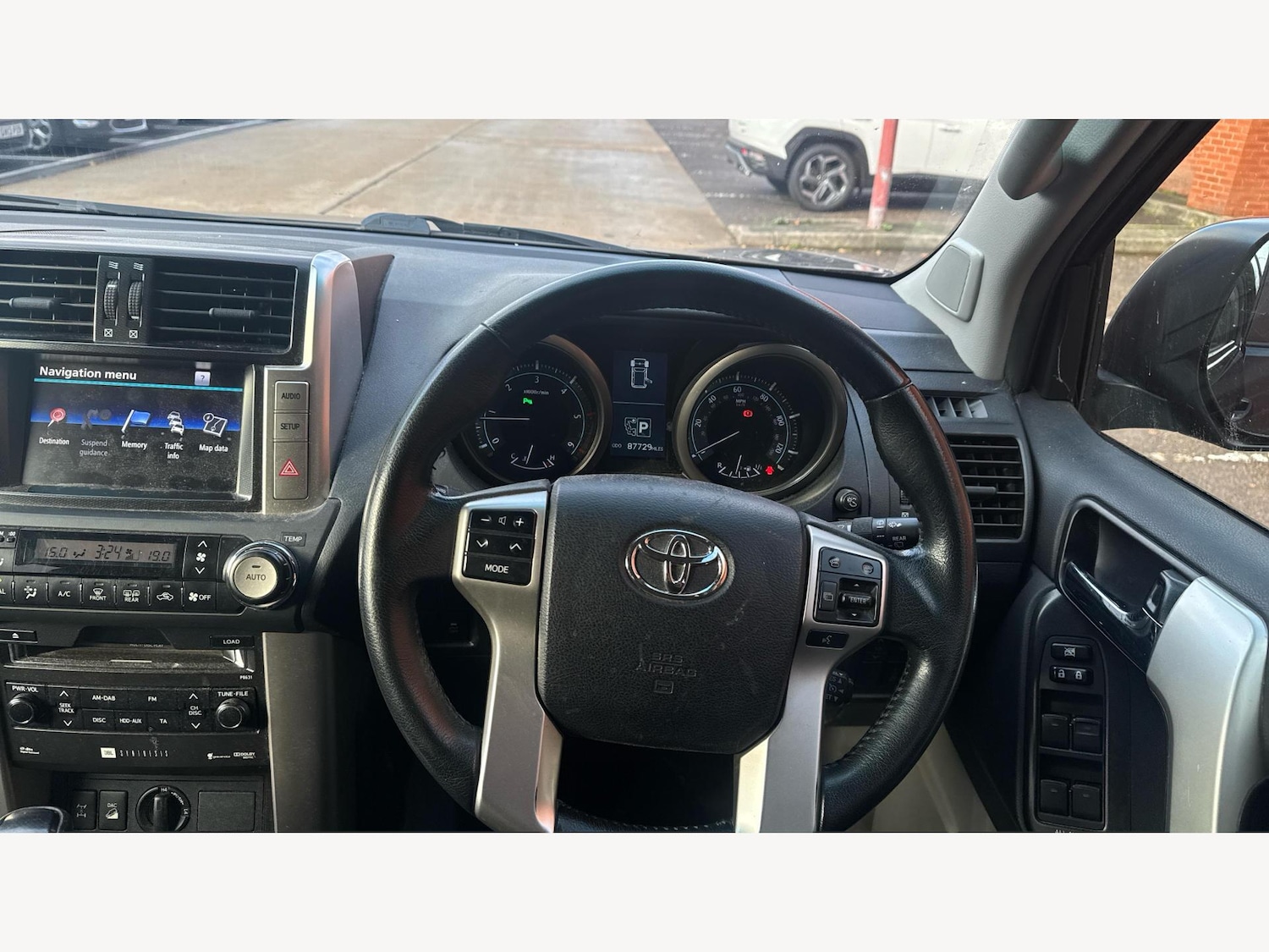 Used Toyota Land Cruiser 2012 for sale - 76360712: Photo 8