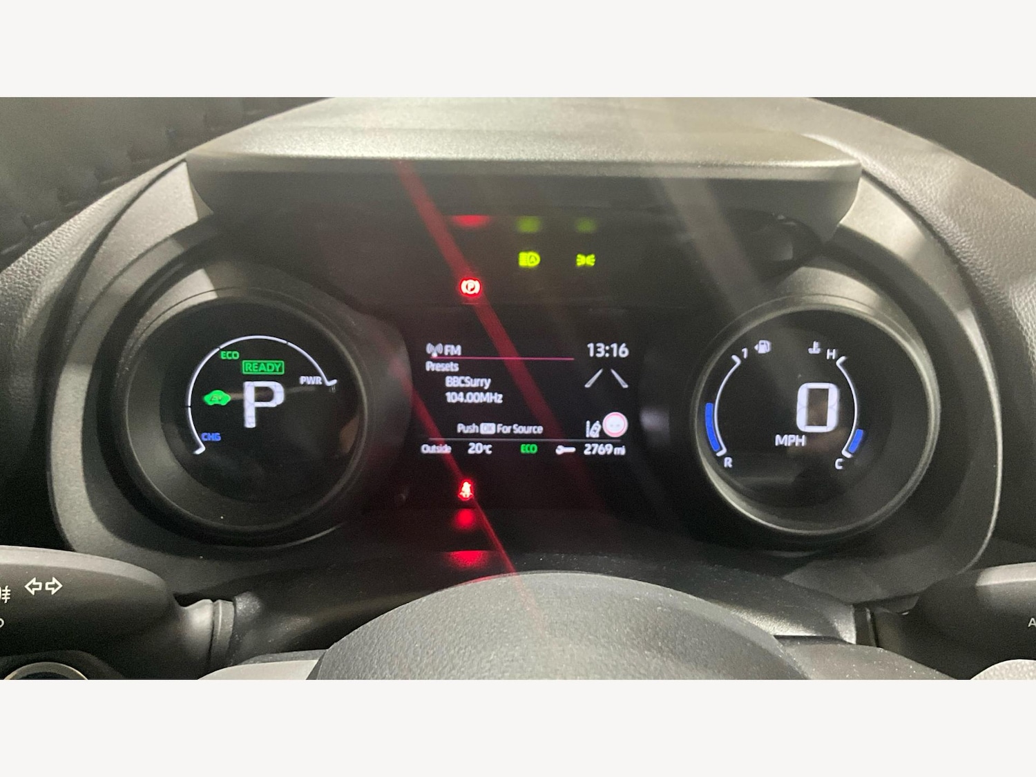 Used Toyota Yaris Cross 2024 for sale - 77646432: Photo 11