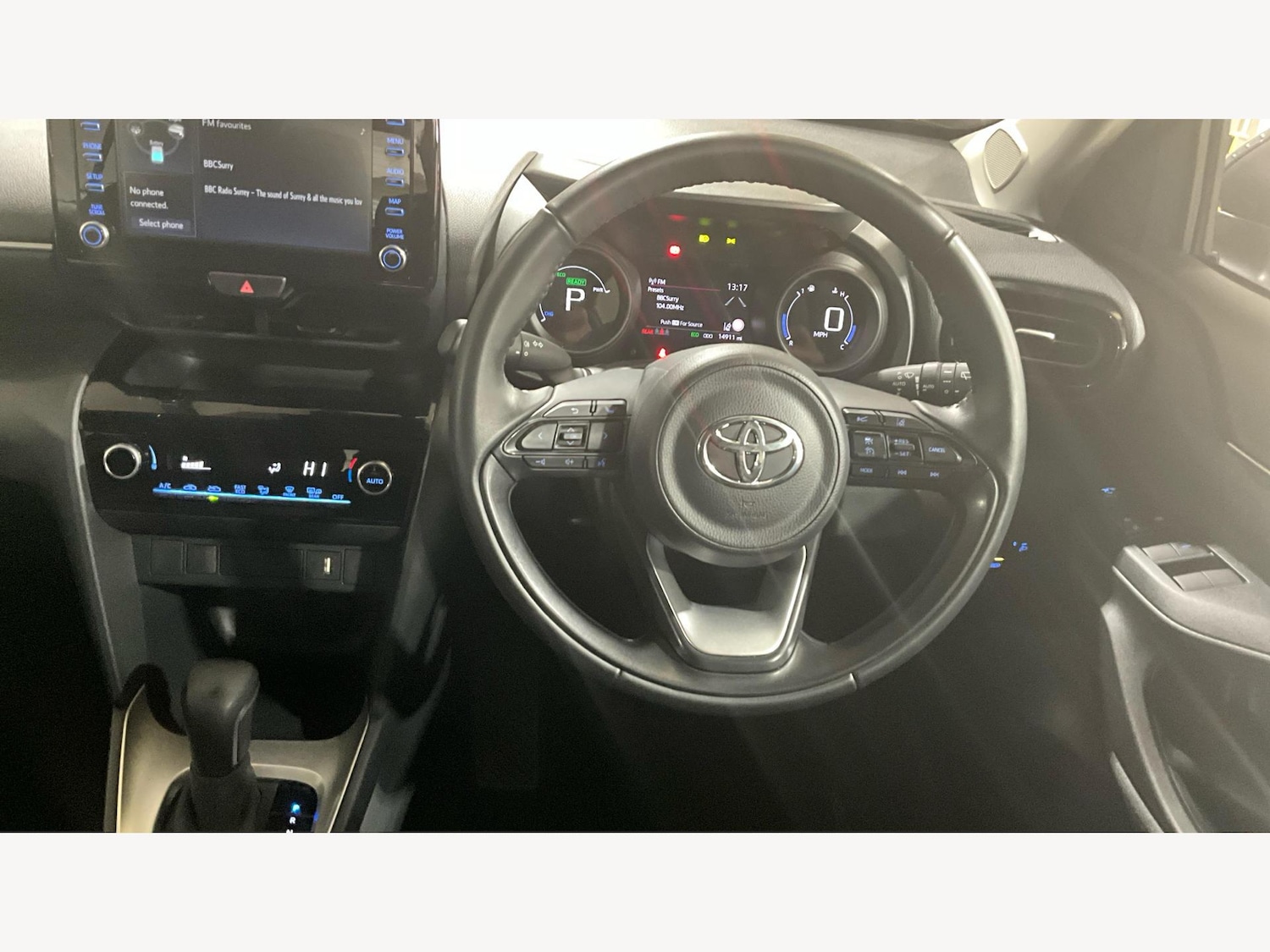 Used Toyota Yaris Cross 2024 for sale - 77646432: Photo 8