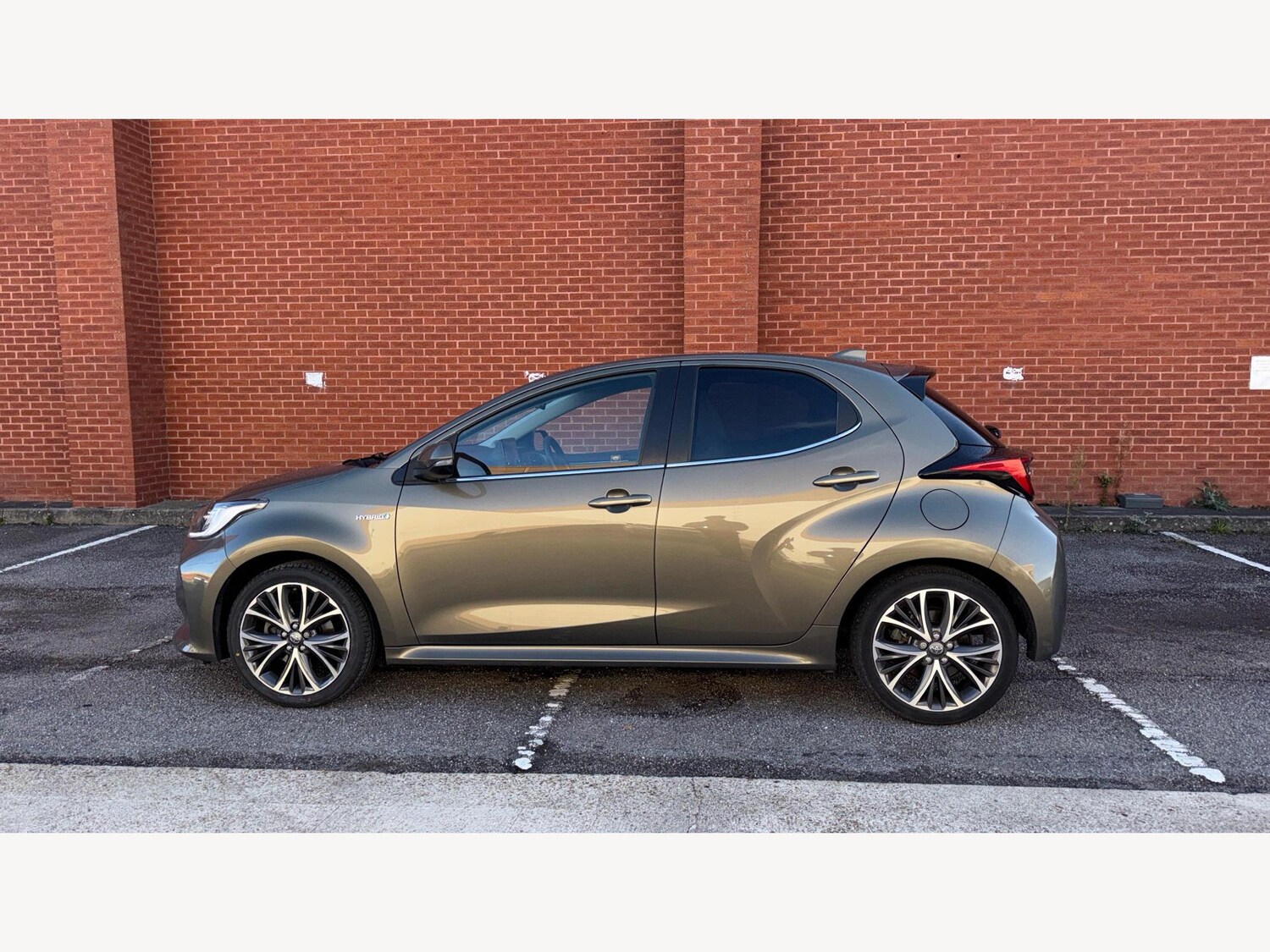 Used Toyota Yaris 2021 for sale - 77496297: Photo 19