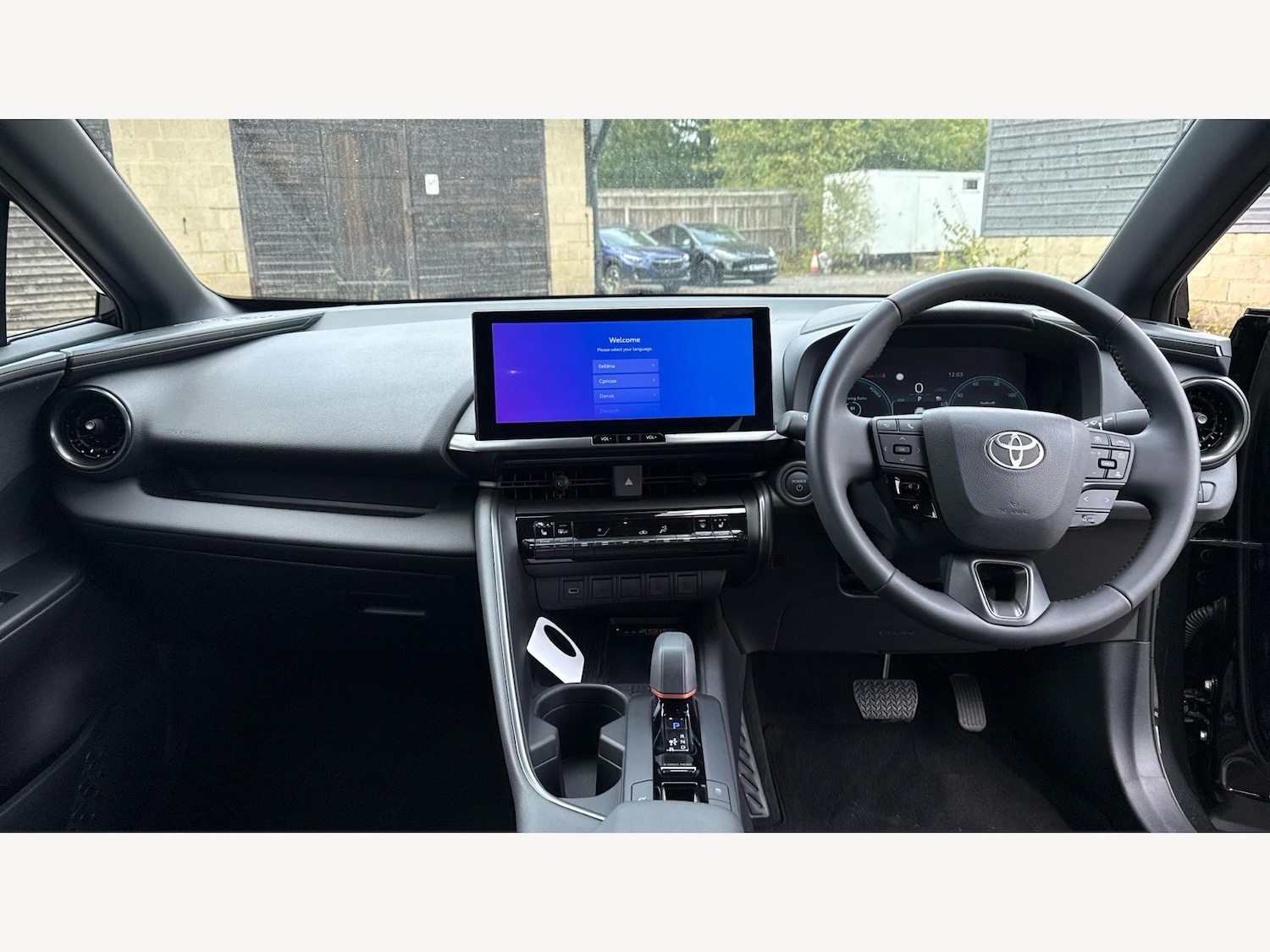 Used Toyota C-HR 2025 for sale - 76152105: Photo 7