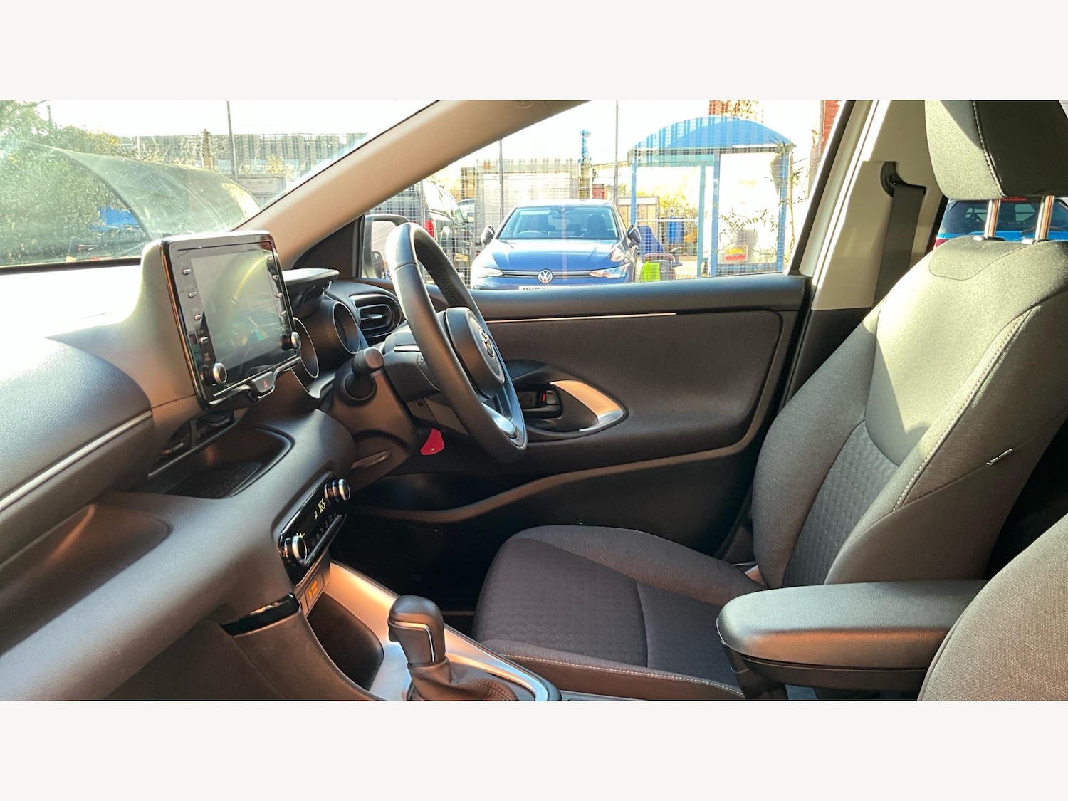 Used Toyota Yaris for sale - 77538005: Photo 12