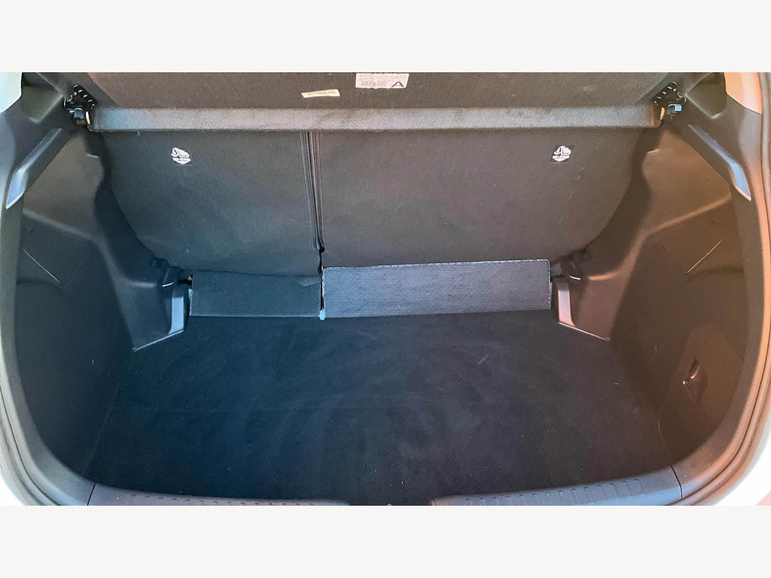 Used Toyota Yaris for sale - 77538005: Photo 16