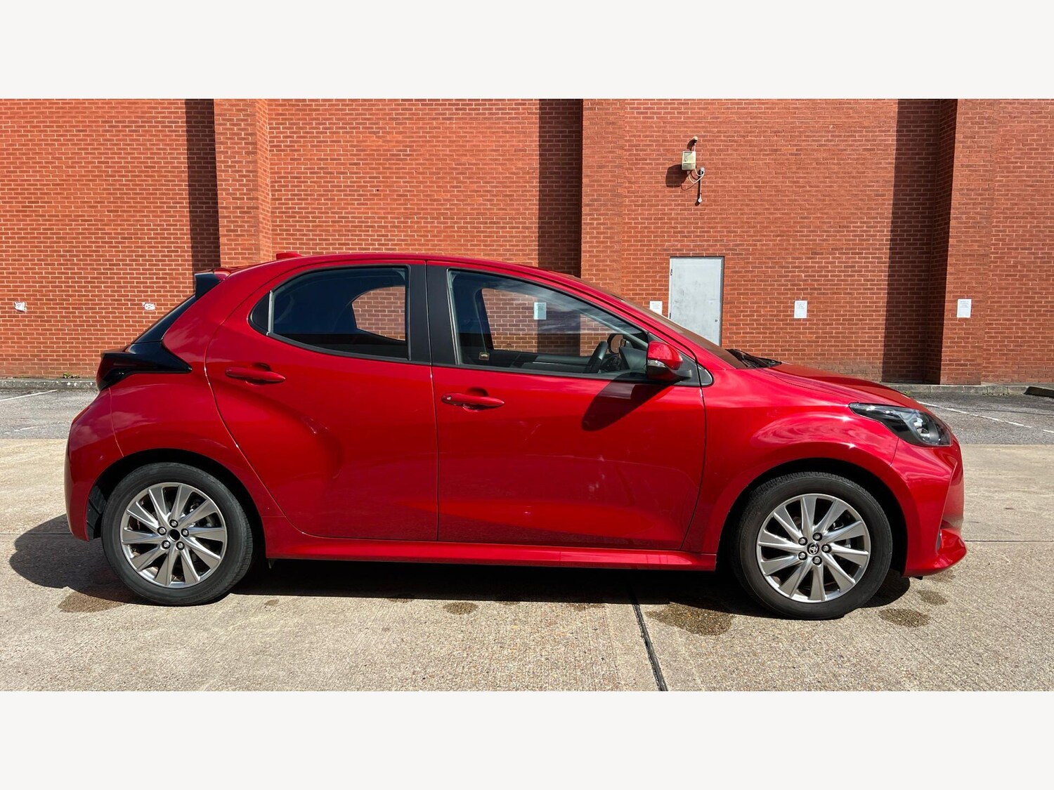 Used Toyota Yaris for sale - 78215021: Photo 25