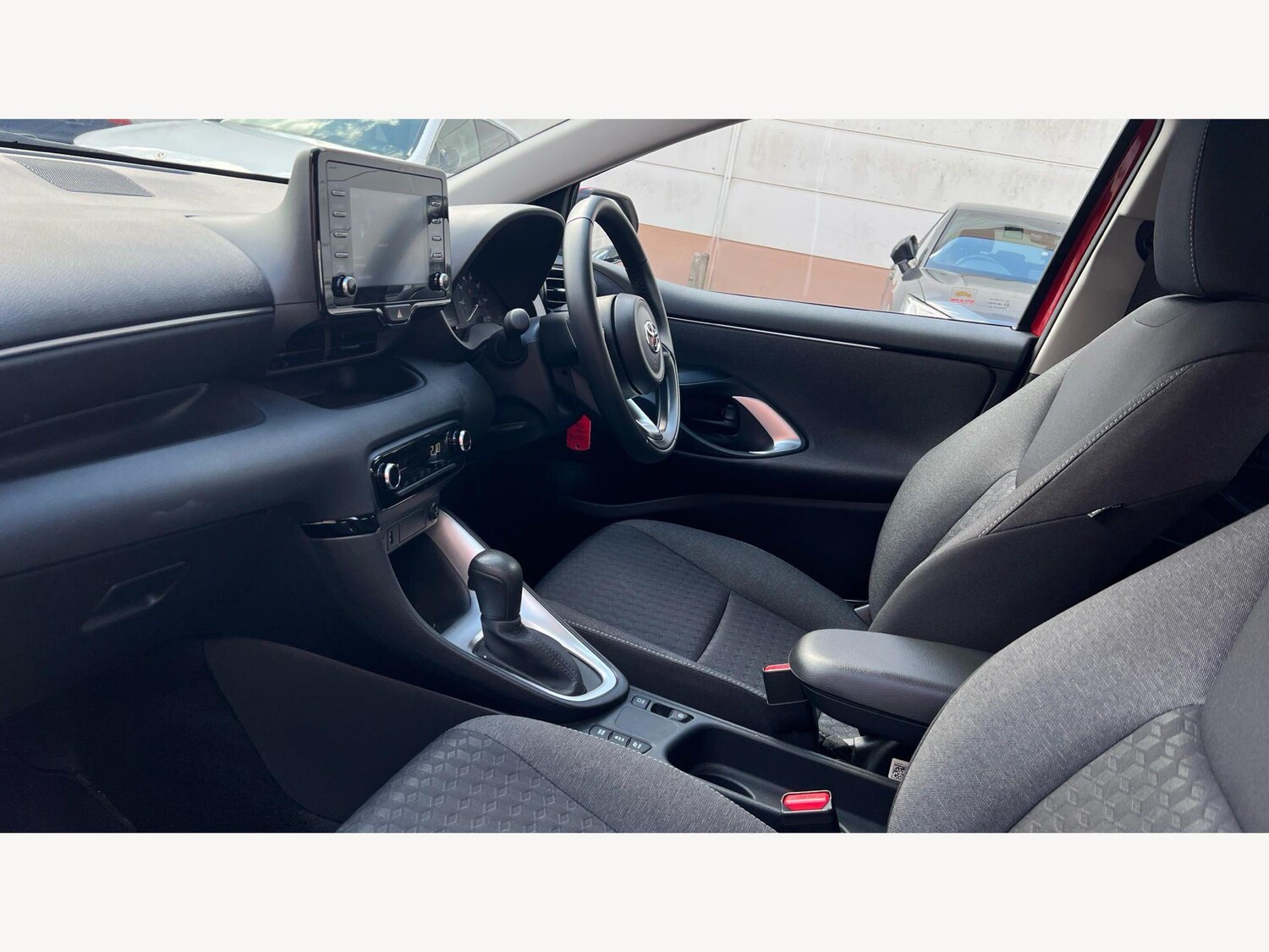 Used Toyota Yaris for sale - 78215021: Photo 7