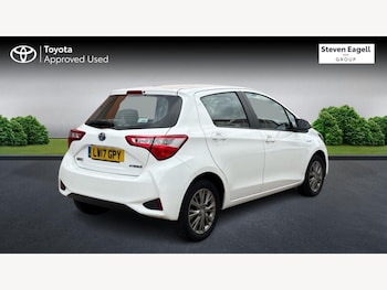 Used Toyota Yaris 2017 for sale - 79049954: Photo