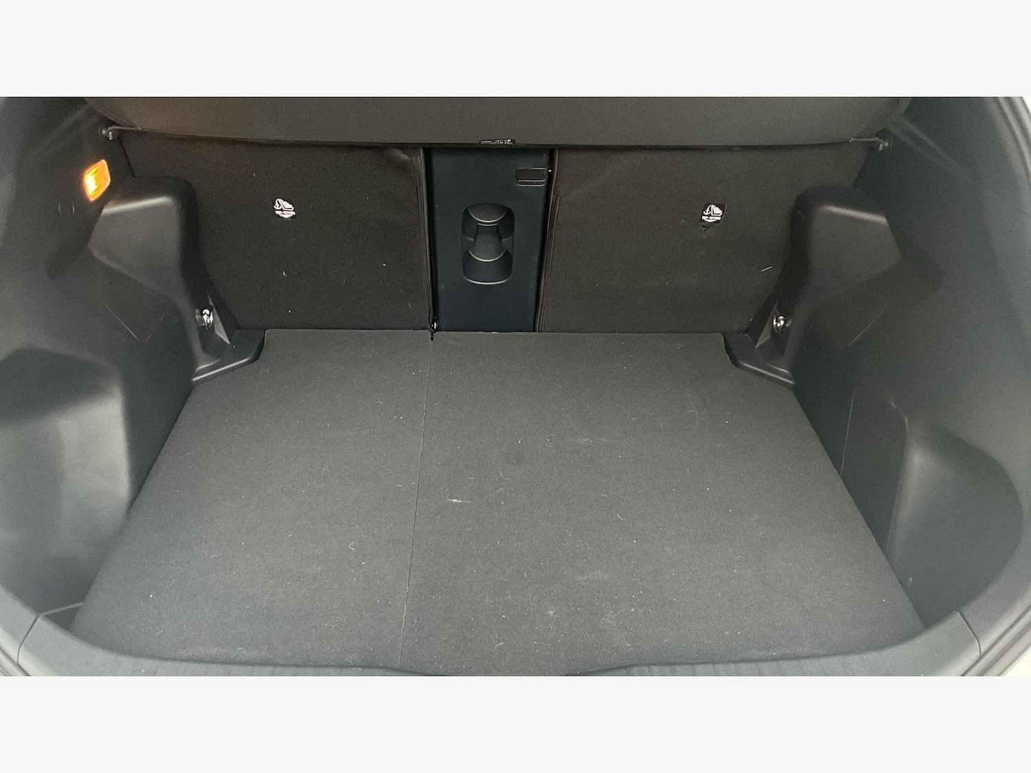 Used Toyota Yaris Cross 2024 for sale - 77646699: Photo 16