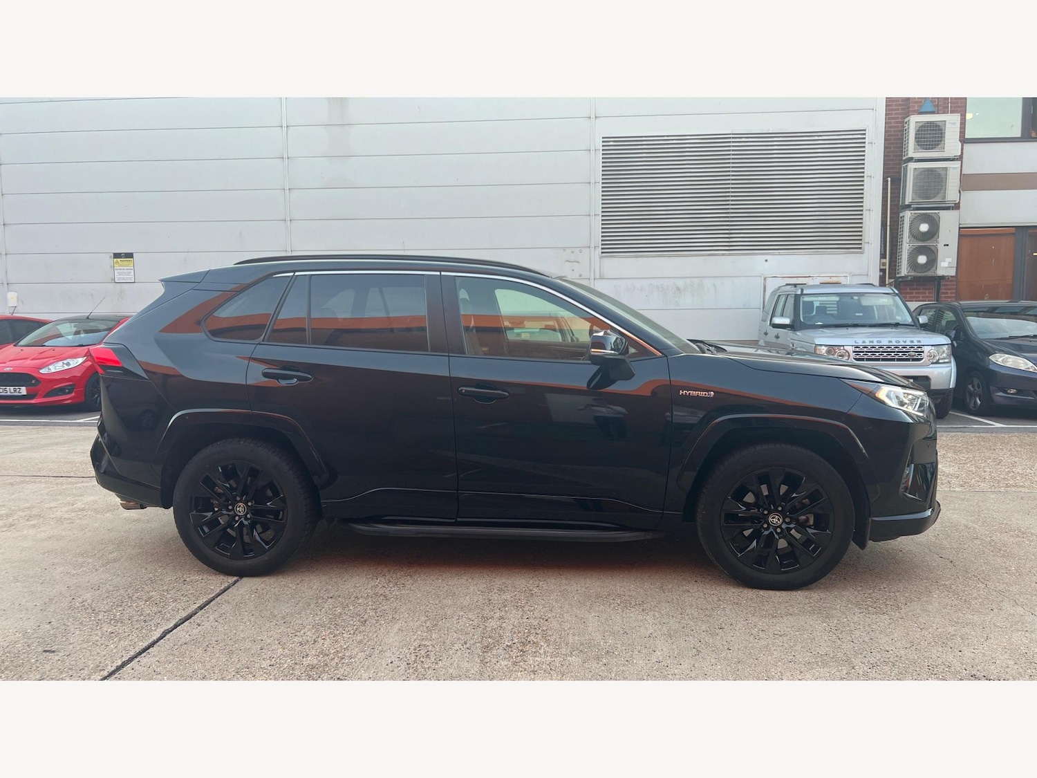 Used Toyota RAV4 2021 for sale - 76780572: Photo 18