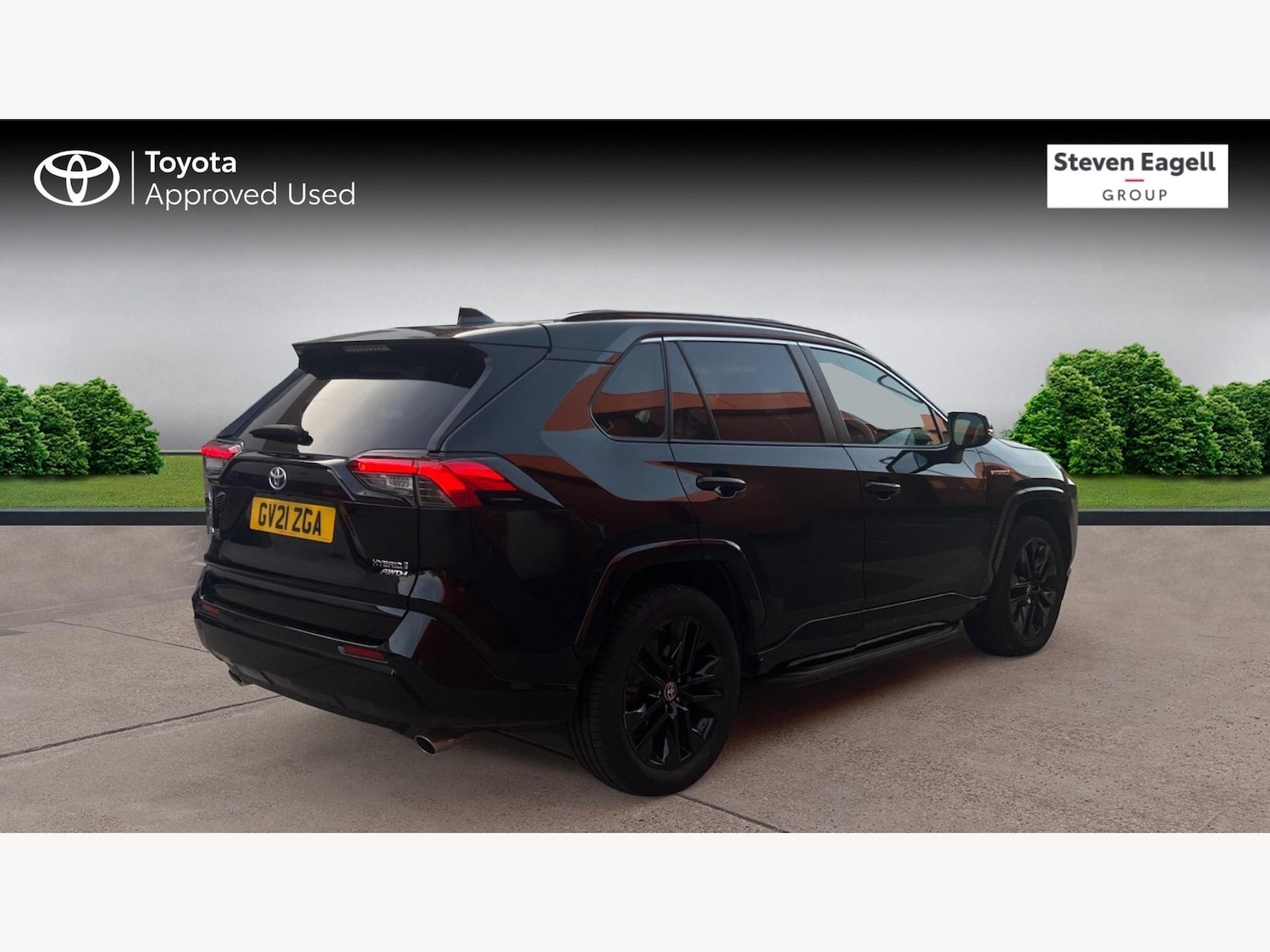 Used Toyota RAV4 2021 for sale - 76780572: Photo 2