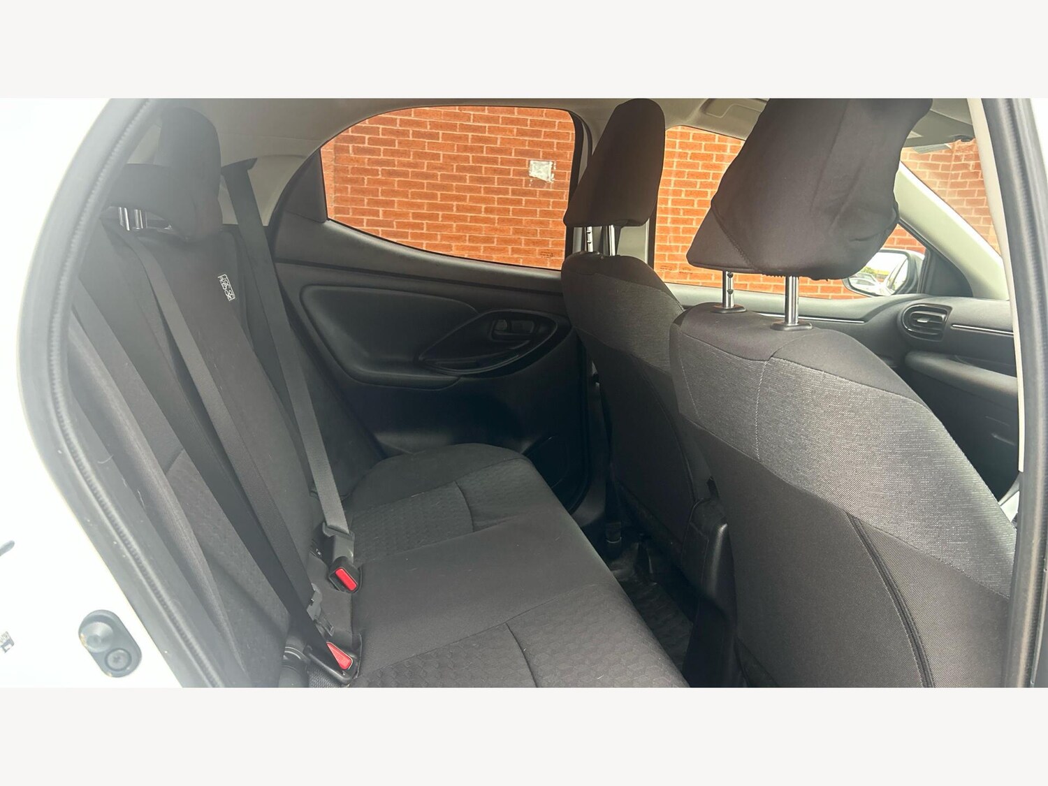 Used Toyota Yaris 2023 for sale - 77574883: Photo 14