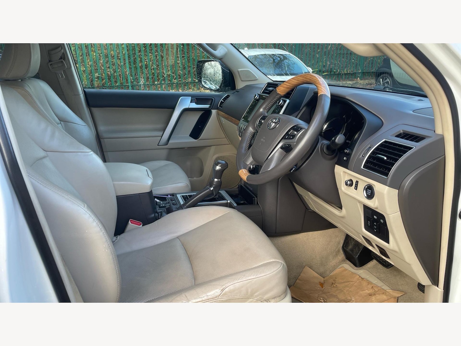 Used Toyota Land Cruiser 2018 for sale - 76849943: Photo 13