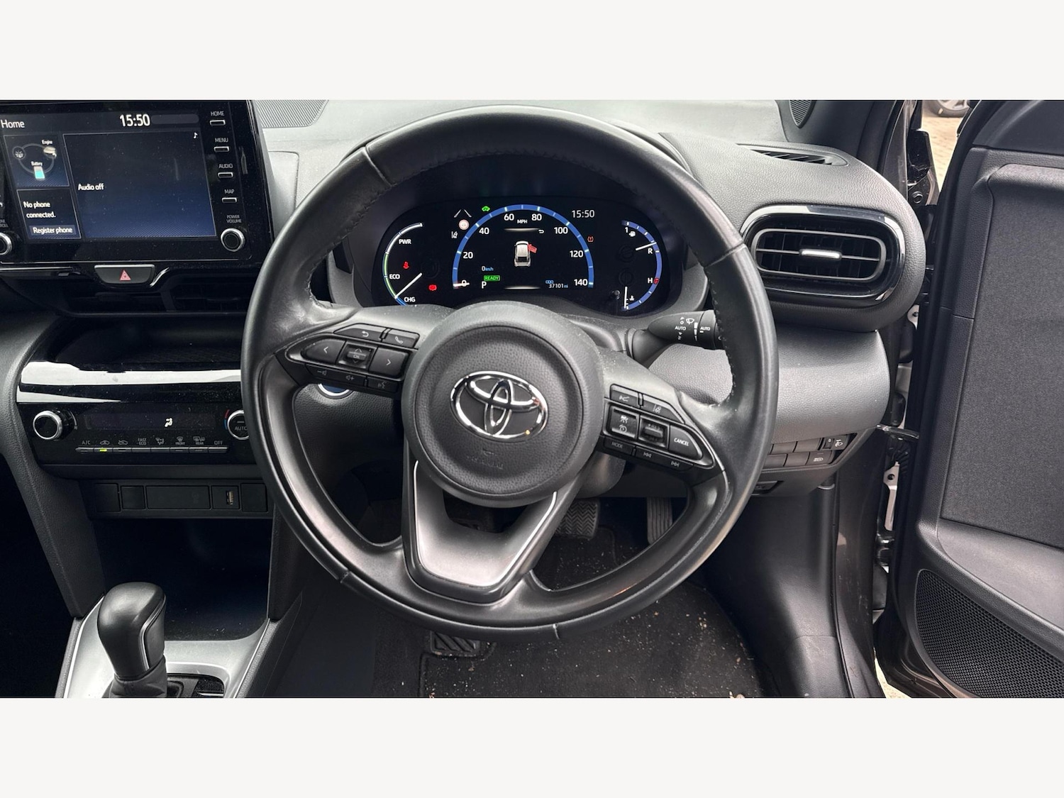 Used Toyota Yaris Cross 2022 for sale - 76472196: Photo 8