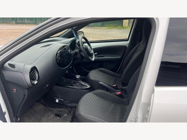 Used Toyota Aygo X 2024 for sale - 74895359: Photo 12