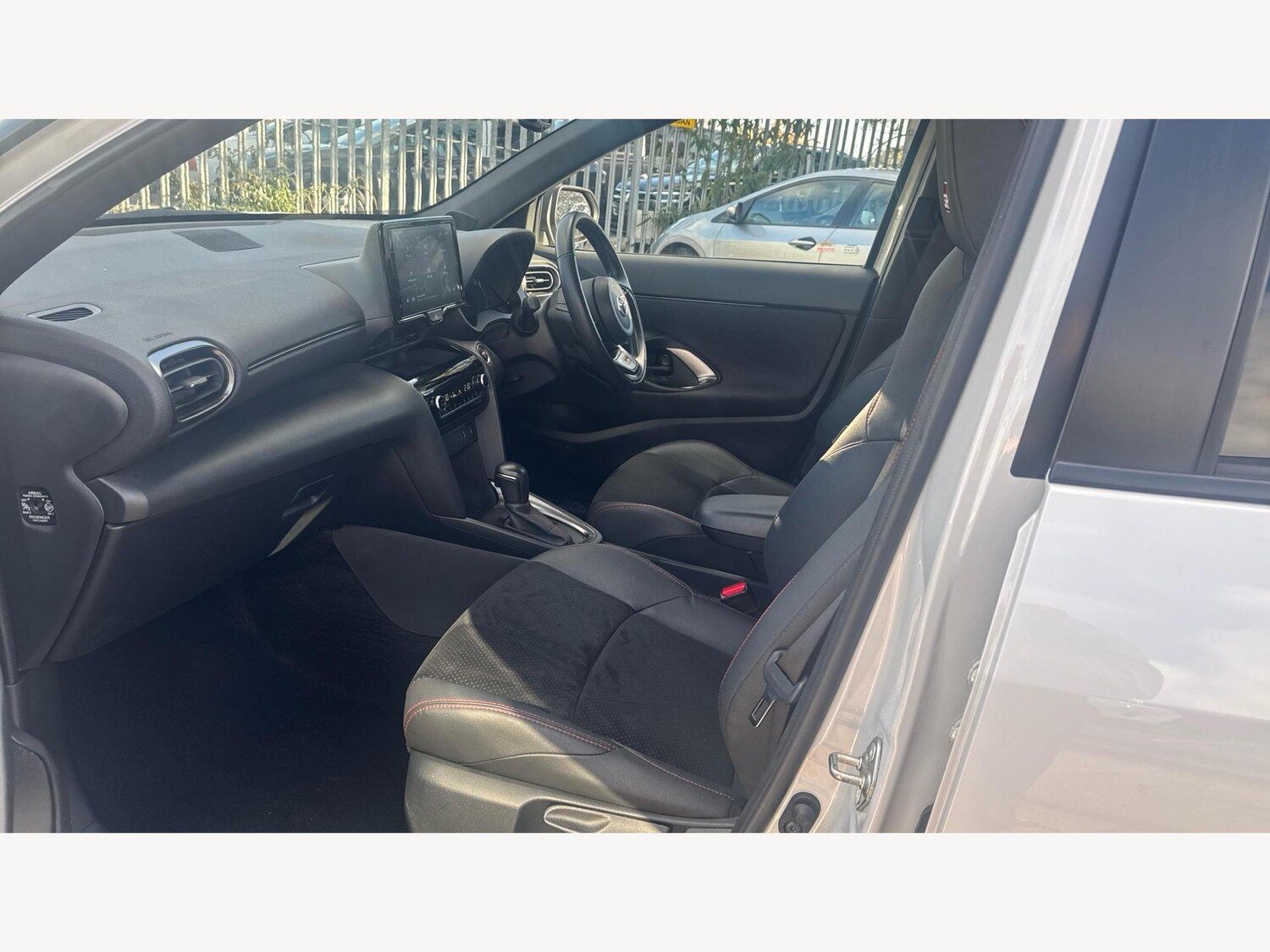 Used Toyota Yaris Cross for sale - 77496843: Photo 12