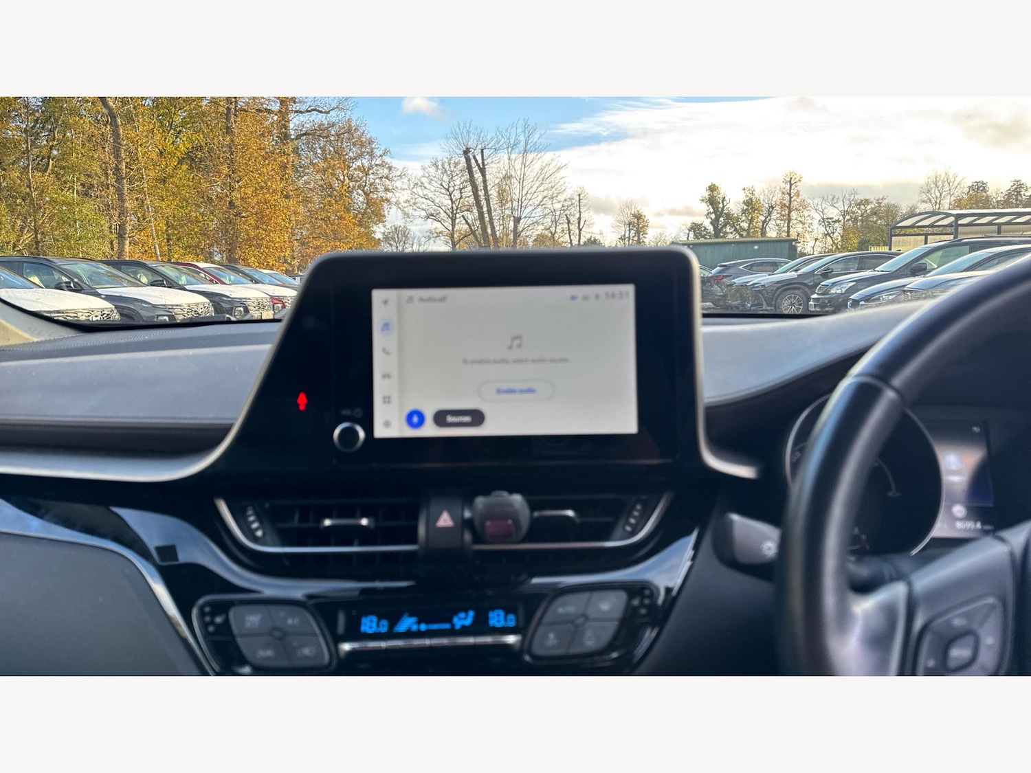 Used Toyota C-HR 2022 for sale - 76644662: Photo 9