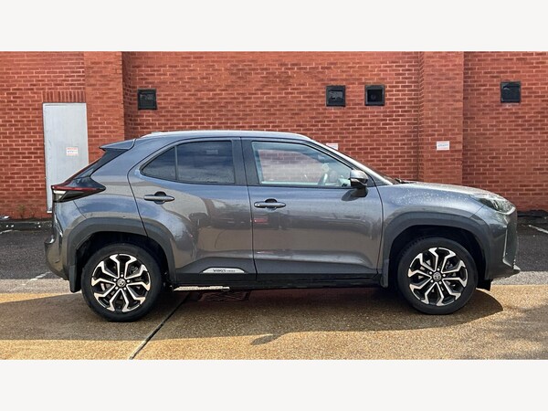 Used Toyota Yaris Cross 2022 for sale - 74934799: Photo 18