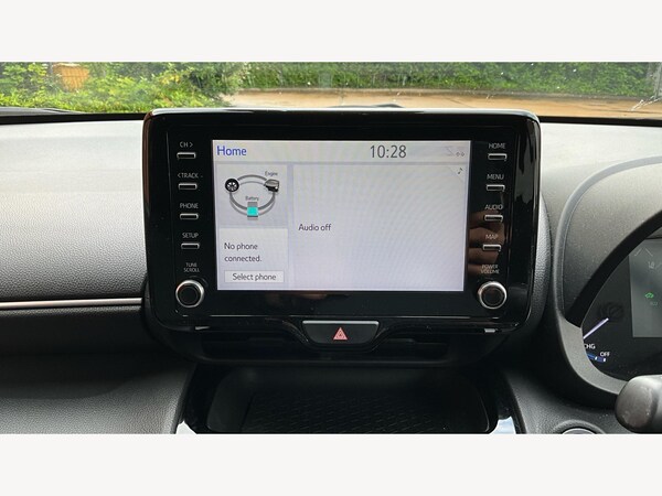 Used Toyota Yaris Cross 2022 for sale - 74934799: Photo 9
