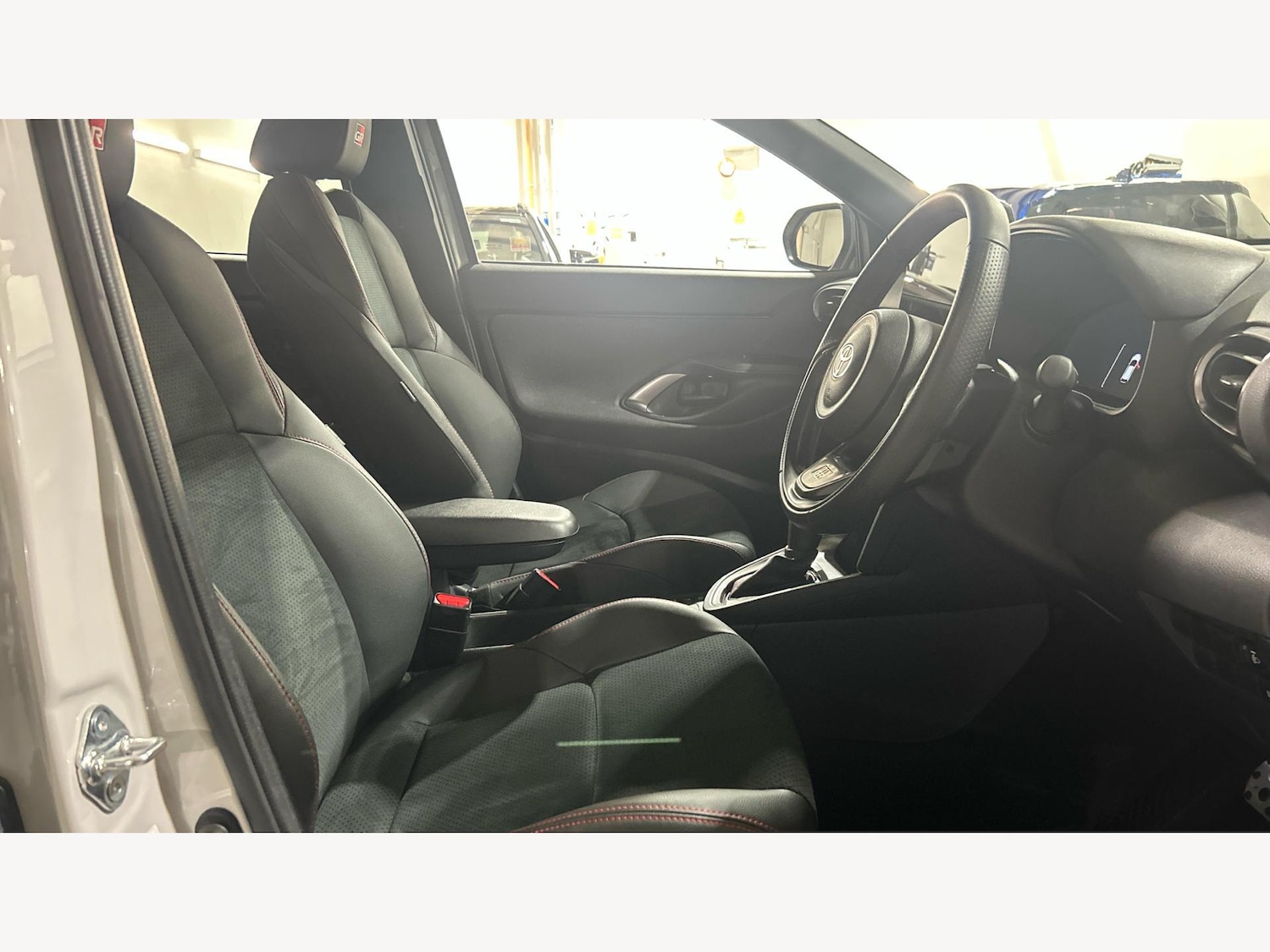 Used Toyota Yaris Cross 2025 for sale - 77425791: Photo 13