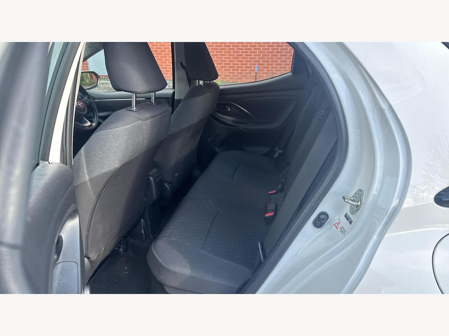 Used Toyota Yaris 2023 for sale - 76431787: Photo 15
