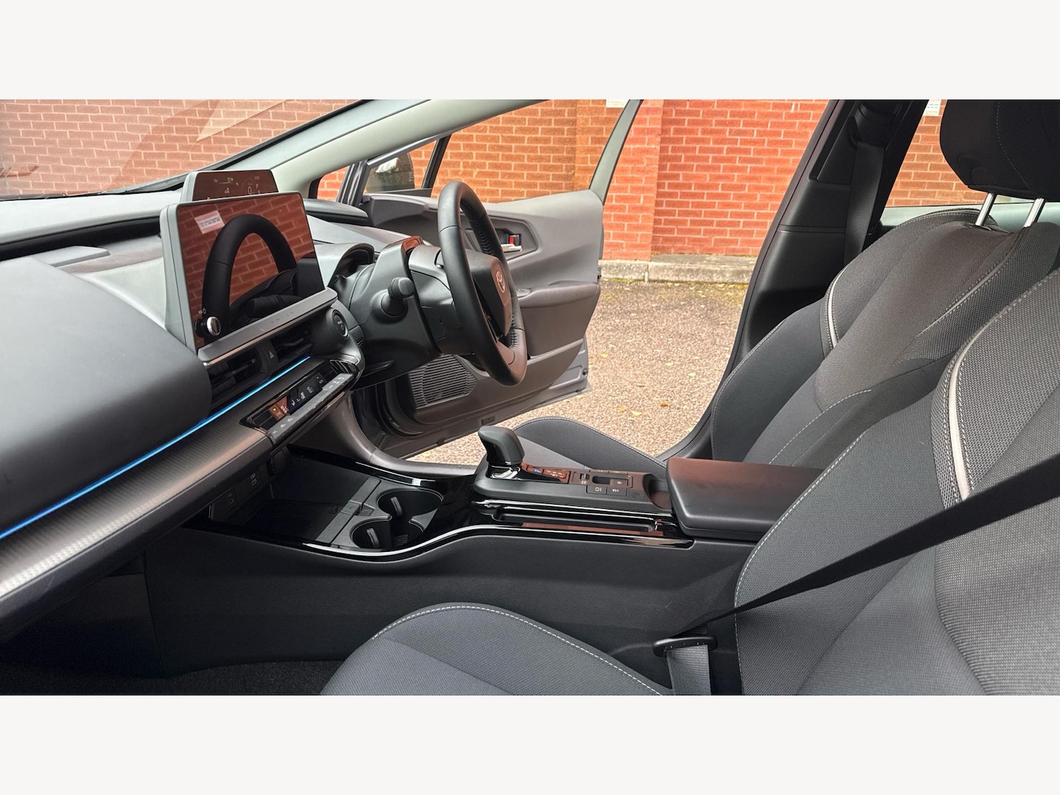 Used Toyota Prius 2025 for sale - 76591987: Photo 12